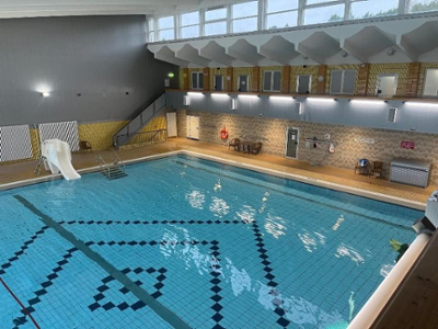 Schwimmerbecken