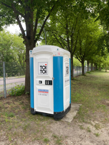 Naturbadestelle Arke Dixie Toilette 2024