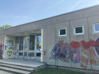 Außenansicht Sporthalle Schmellwitz Haus 1 - Gotthold-Schwela-Str. 19 a