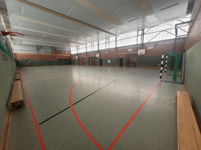 Sporthalle der A. Becker Grundschule innen