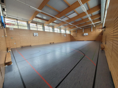 Sporthalle innen
