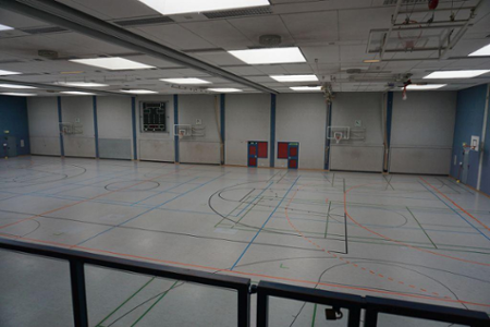 Sporthalle 
