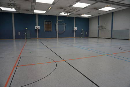 Sporthalle 