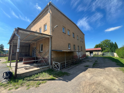 Turnhalle Puschkinstraße Giebel