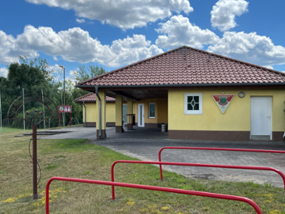 Sportplatz Union Linthe Vereinsgebäude 2