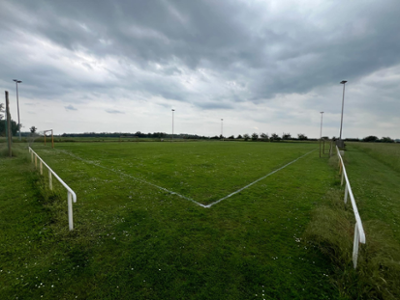 Nebenplatz Sportanlage Brandstelle - Roskow
