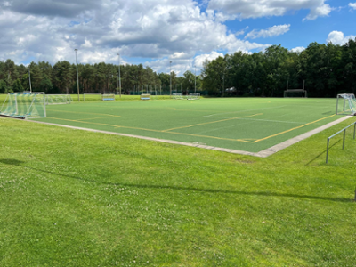 Stadion des Friedens Kunstrasenfeld